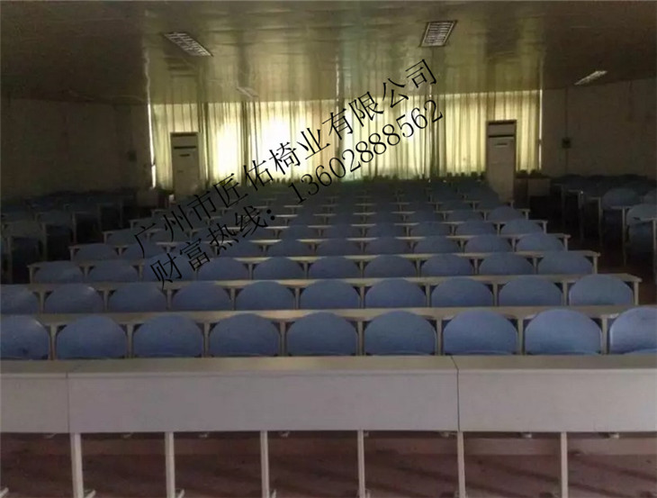 1233.jpg