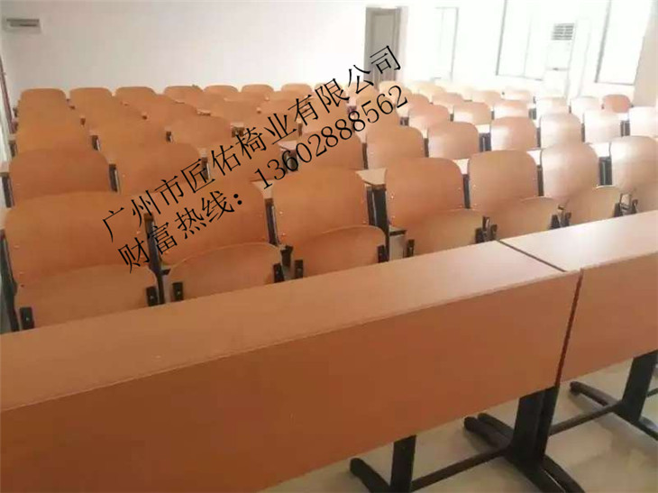 活動(dòng)腳的.jpg