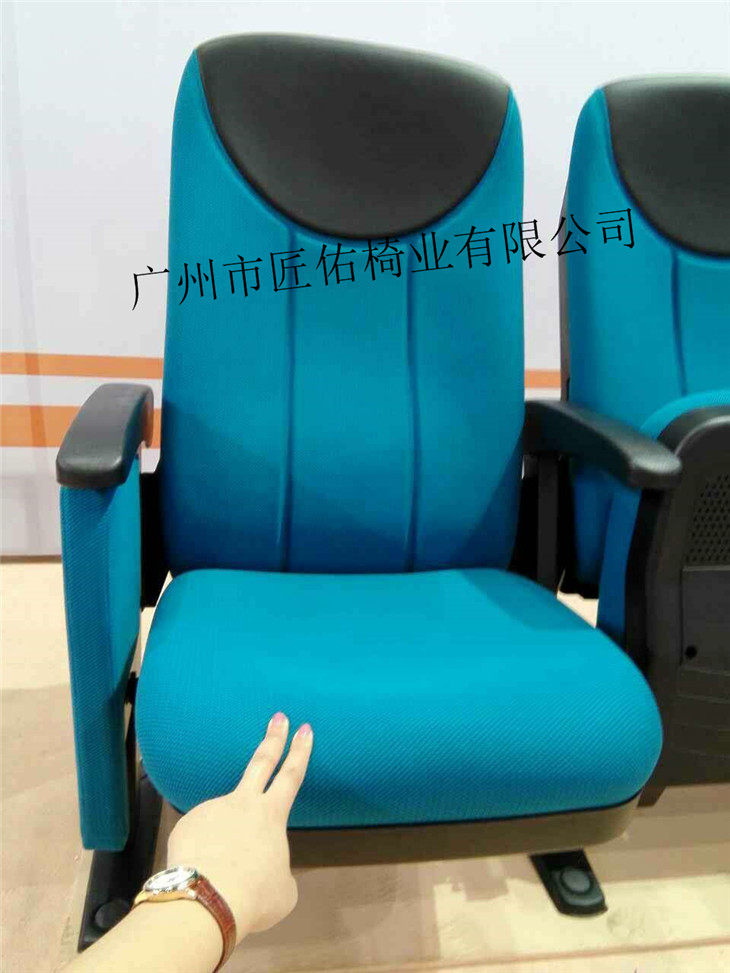 EIXBCLE[}%LR@X~~8D8HXZD.jpg